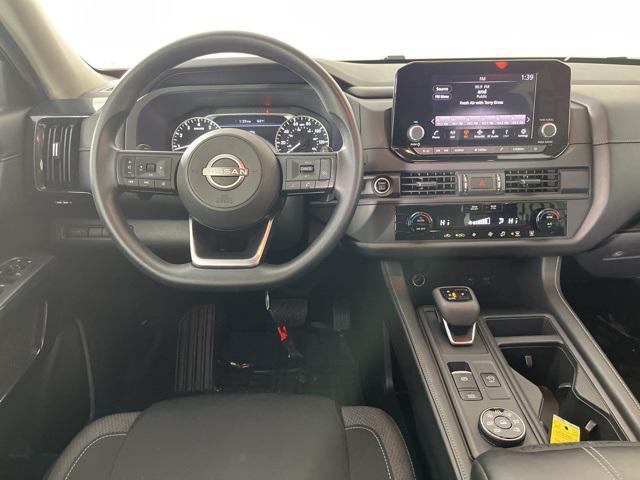 used 2024 Nissan Pathfinder car, priced at $28,075