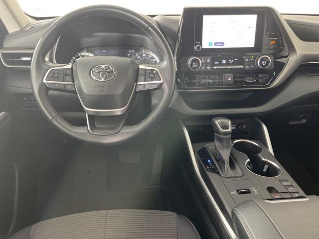 used 2023 Toyota Highlander car, priced at $31,977