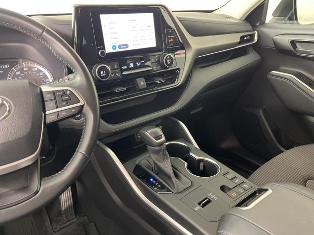 used 2023 Toyota Highlander car, priced at $31,977