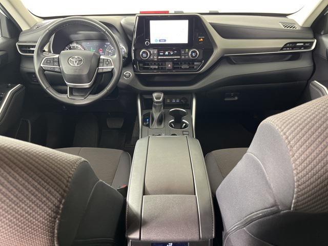 used 2023 Toyota Highlander car, priced at $31,977