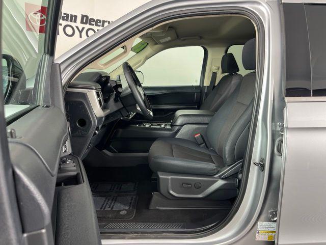 used 2024 Ford Expedition car, priced at $34,821