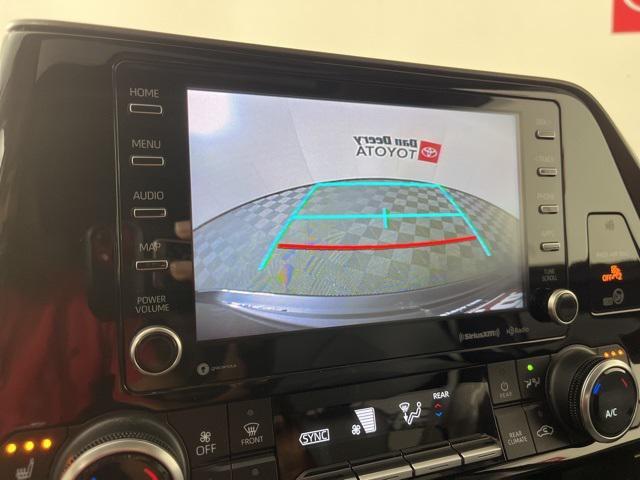 used 2022 Toyota Highlander Hybrid car, priced at $31,662