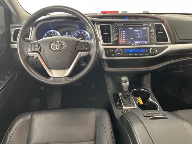 used 2015 Toyota Highlander car, priced at $12,757