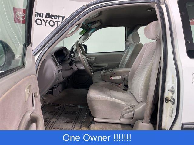 used 2001 Toyota Tundra car, priced at $7,250