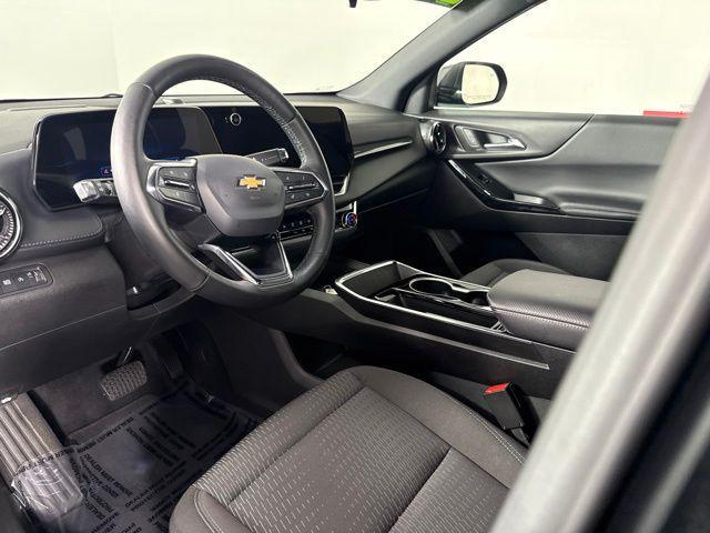 used 2025 Chevrolet Equinox car, priced at $27,625