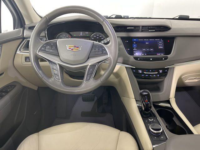 used 2020 Cadillac XT5 car, priced at $19,351