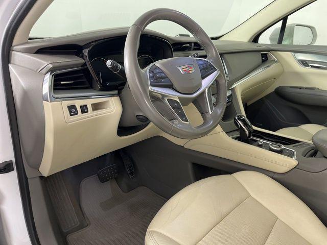 used 2020 Cadillac XT5 car, priced at $19,351
