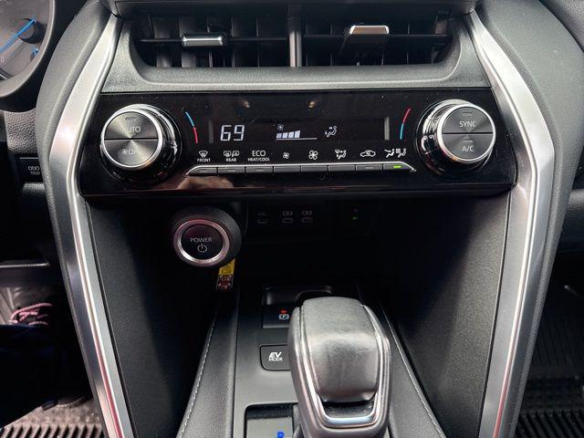 used 2024 Toyota Venza car