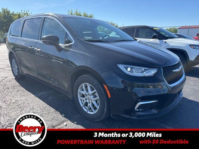 used 2024 Chrysler Pacifica car, priced at $29,200