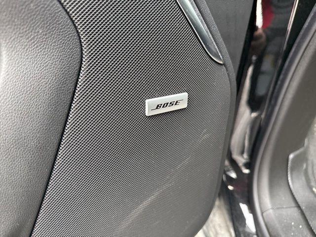 used 2025 GMC Yukon XL car, priced at $80,900