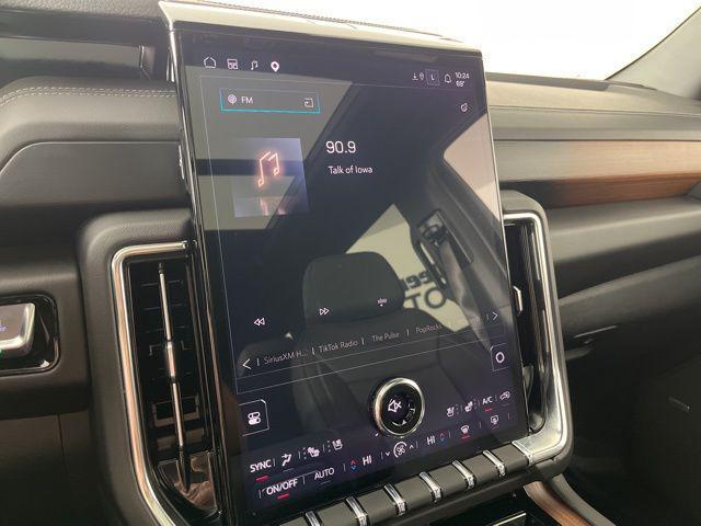 used 2025 GMC Yukon XL car, priced at $75,798