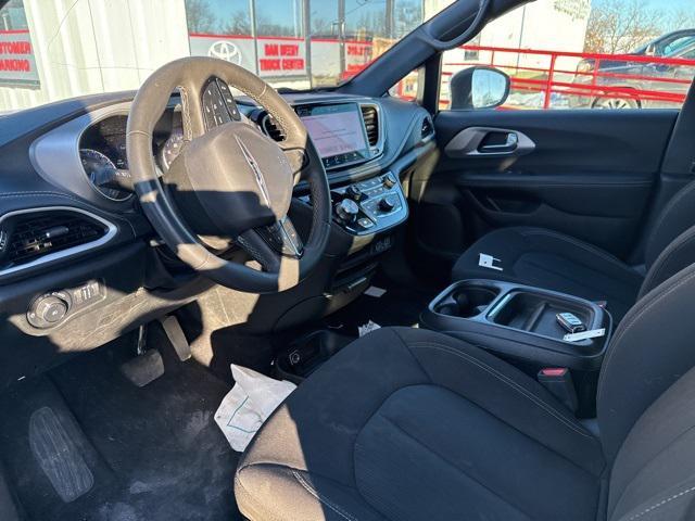 used 2023 Chrysler Pacifica car, priced at $19,030