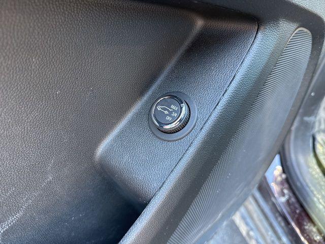 used 2022 Chevrolet Traverse car, priced at $31,000