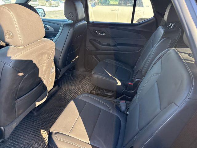used 2022 Chevrolet Traverse car, priced at $31,000