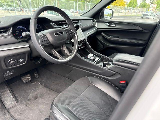 used 2024 Jeep Grand Cherokee car, priced at $27,806