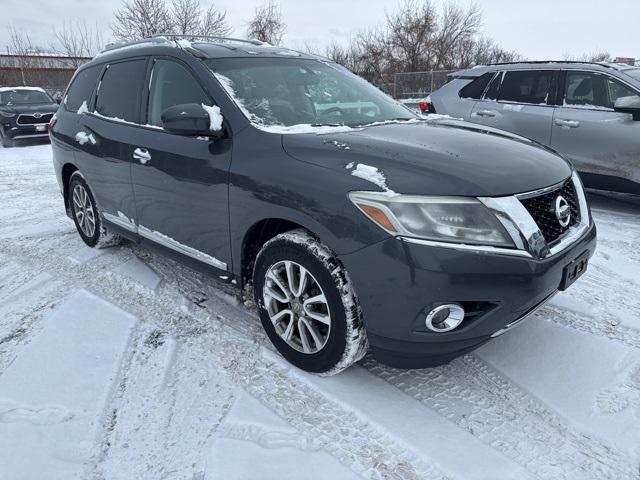 used 2013 Nissan Pathfinder car, priced at $5,500
