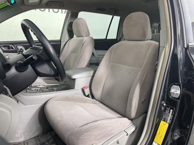 used 2008 Toyota Highlander car, priced at $5,500