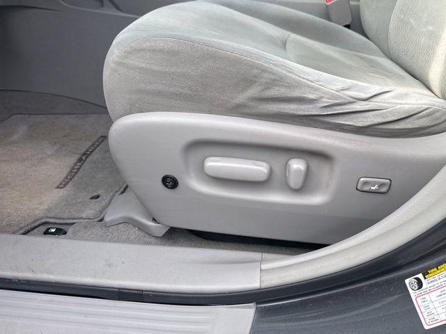 used 2010 Toyota Highlander car, priced at $8,900