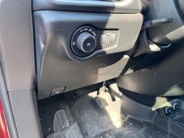 used 2020 Chrysler Pacifica car, priced at $19,800