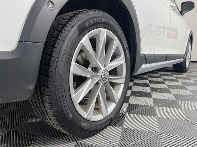 used 2017 Volkswagen Golf Alltrack car, priced at $8,500