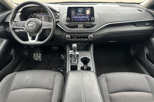 2022 Storm Blue Metallic Nissan Altima