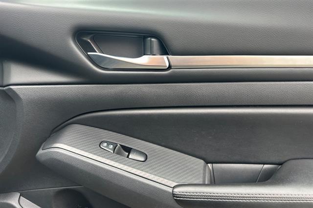 2022 Storm Blue Metallic Nissan Altima