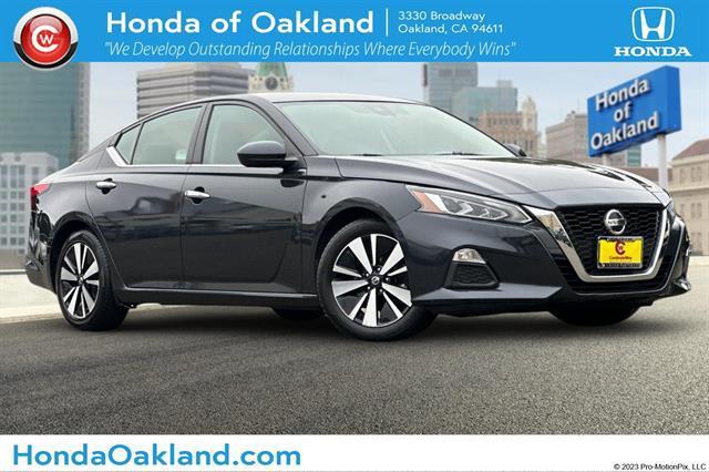 2022 Storm Blue Metallic Nissan Altima