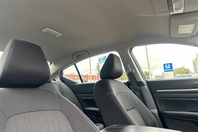 2022 Storm Blue Metallic Nissan Altima