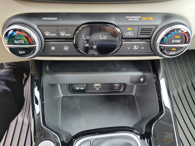 new 2025 Kia Soul car, priced at $26,895