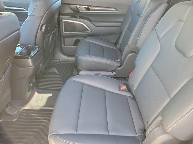 new 2025 Kia Telluride car, priced at $41,695