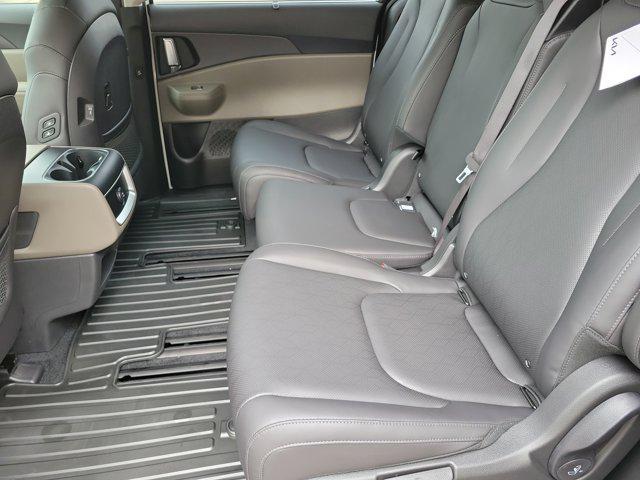 new 2026 Kia Carnival Hybrid car, priced at $46,680