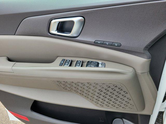 new 2026 Kia Carnival Hybrid car, priced at $46,680