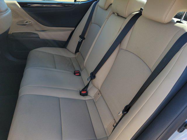 used 2021 Lexus ES 300h car, priced at $25,629