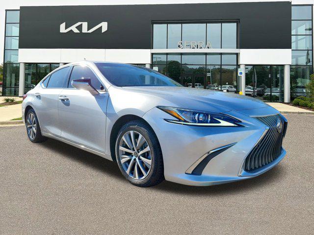 used 2021 Lexus ES 300h car, priced at $25,629