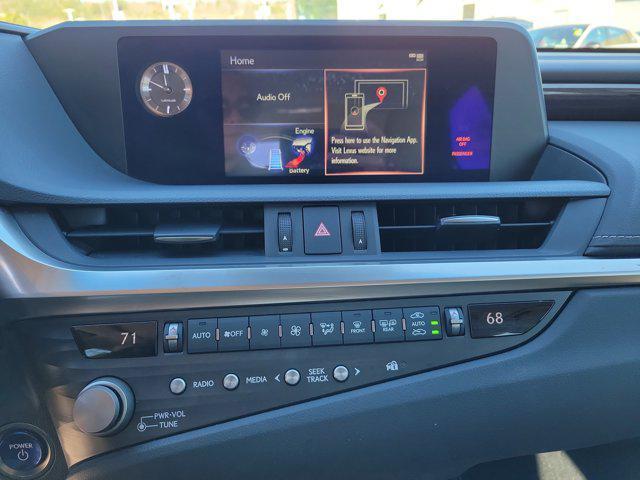 used 2021 Lexus ES 300h car, priced at $25,629