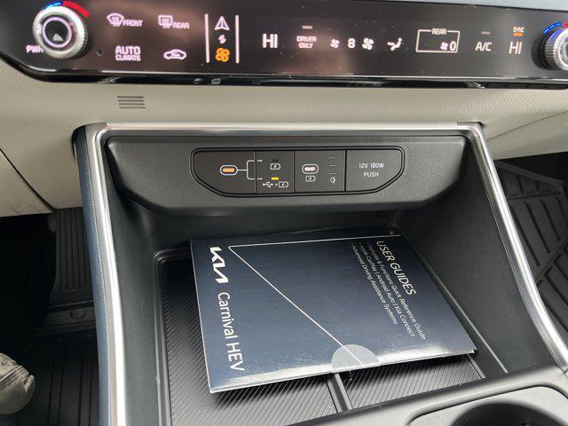 new 2026 Kia Carnival Hybrid car, priced at $45,865