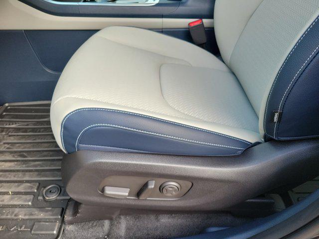 new 2026 Kia Carnival Hybrid car, priced at $57,820