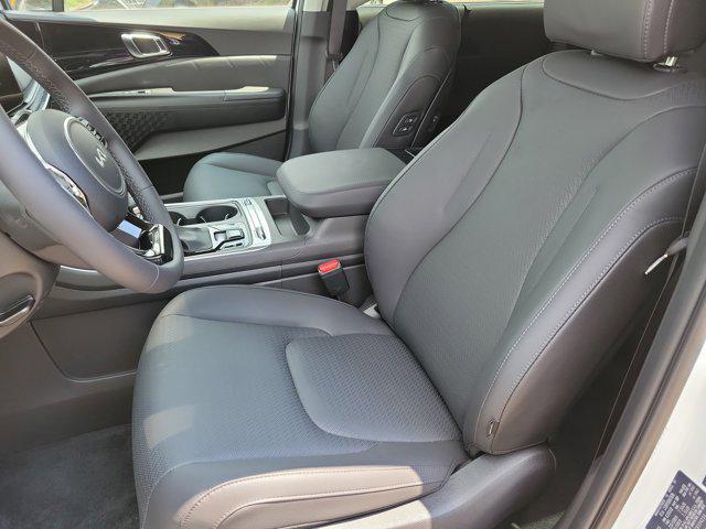 new 2026 Kia Carnival car, priced at $53,315