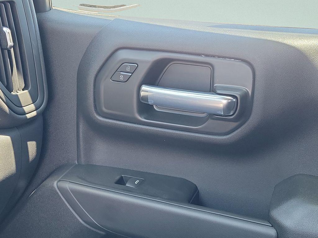 new 2026 Chevrolet Silverado 1500 car, priced at $33,421