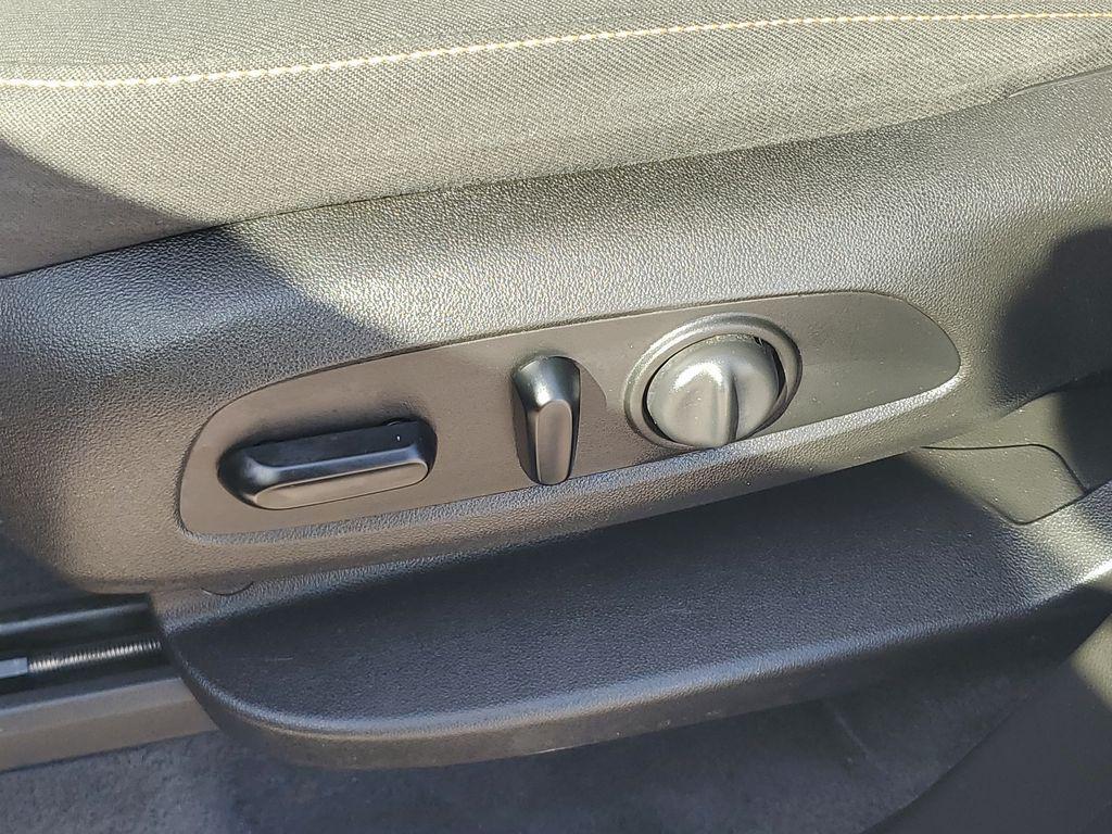 used 2019 Chevrolet Traverse car, priced at $15,987