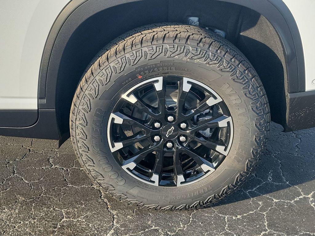 new 2026 Chevrolet Traverse car, priced at $54,754