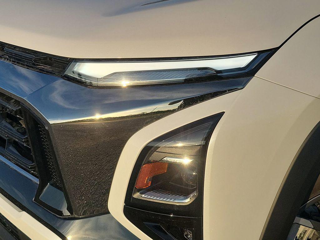 new 2026 Chevrolet Equinox car, priced at $35,006