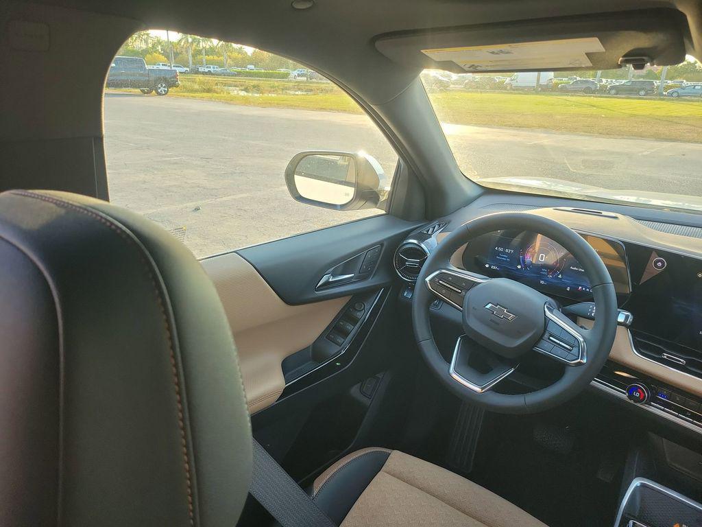 new 2026 Chevrolet Equinox car, priced at $35,006
