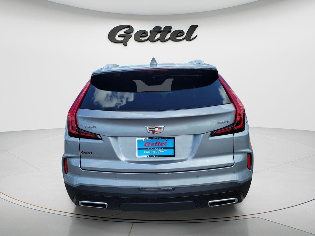 used 2025 Cadillac XT4 car, priced at $36,371