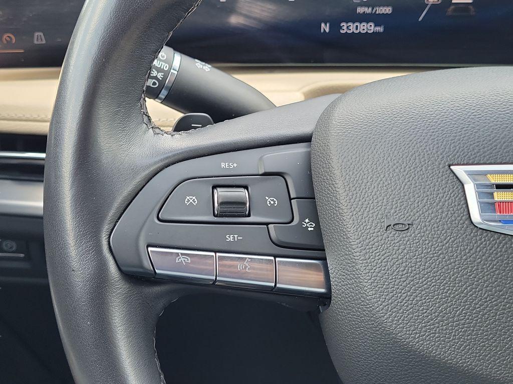 used 2025 Cadillac XT4 car, priced at $36,371