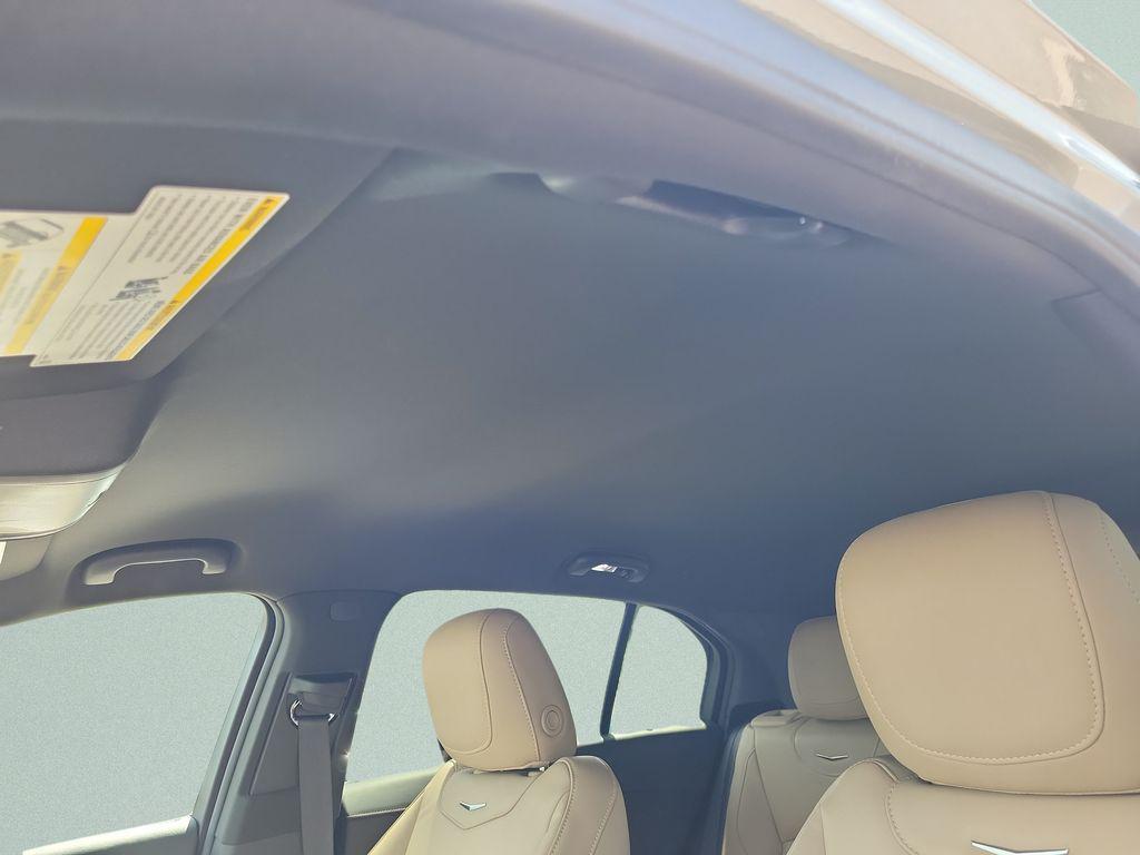 used 2025 Cadillac XT4 car, priced at $36,371