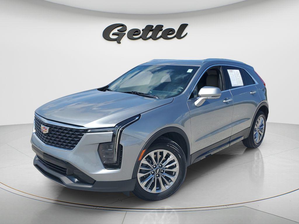 used 2025 Cadillac XT4 car, priced at $35,871