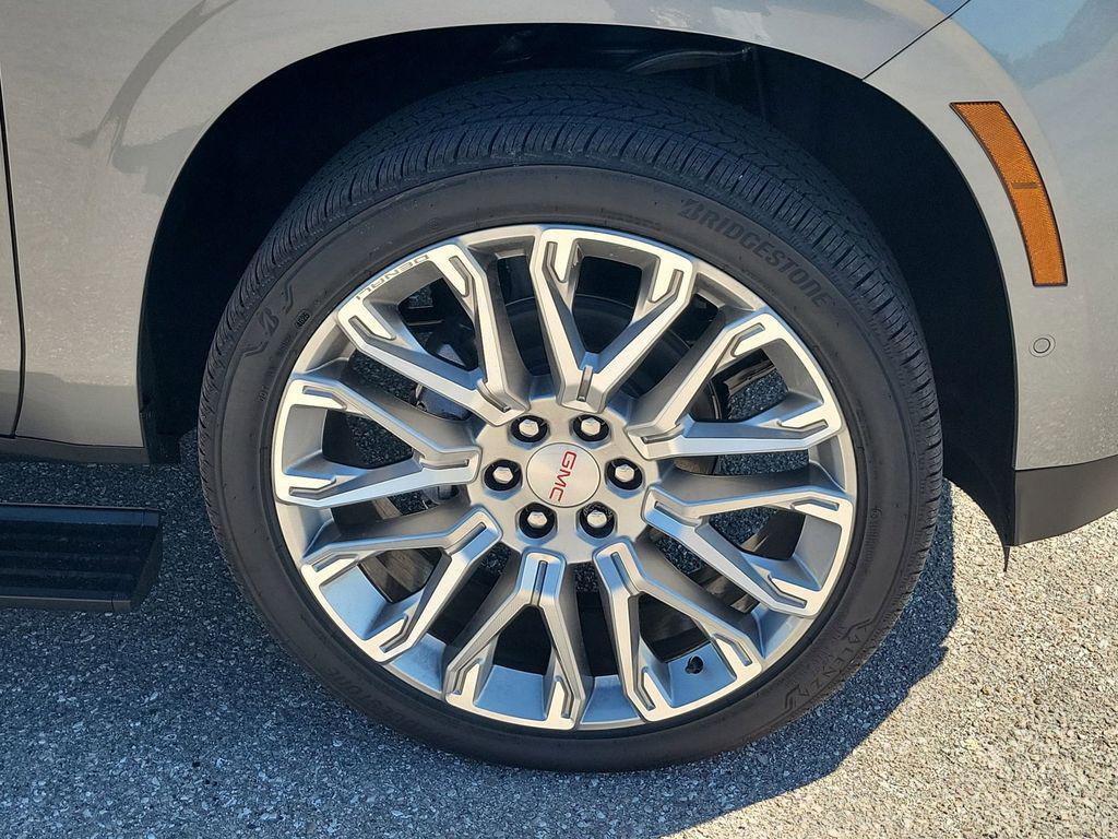 new 2026 GMC Yukon XL car, priced at $98,365