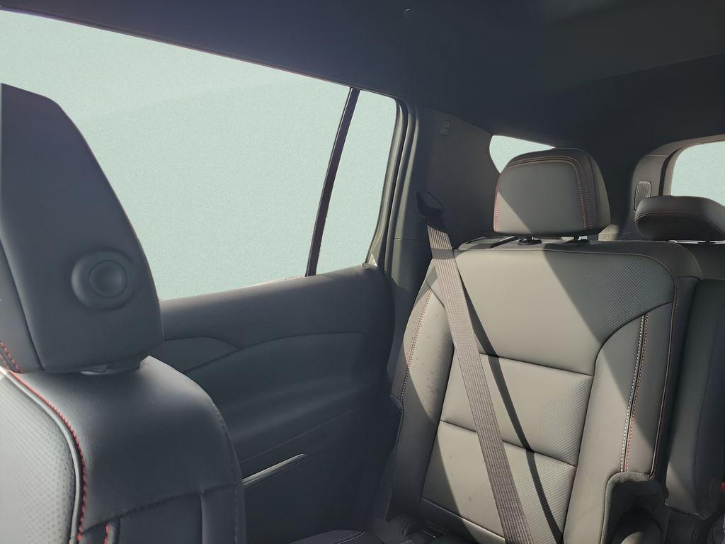 new 2026 Chevrolet Traverse car, priced at $53,257