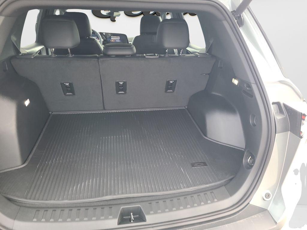 new 2026 Chevrolet Equinox car, priced at $33,128